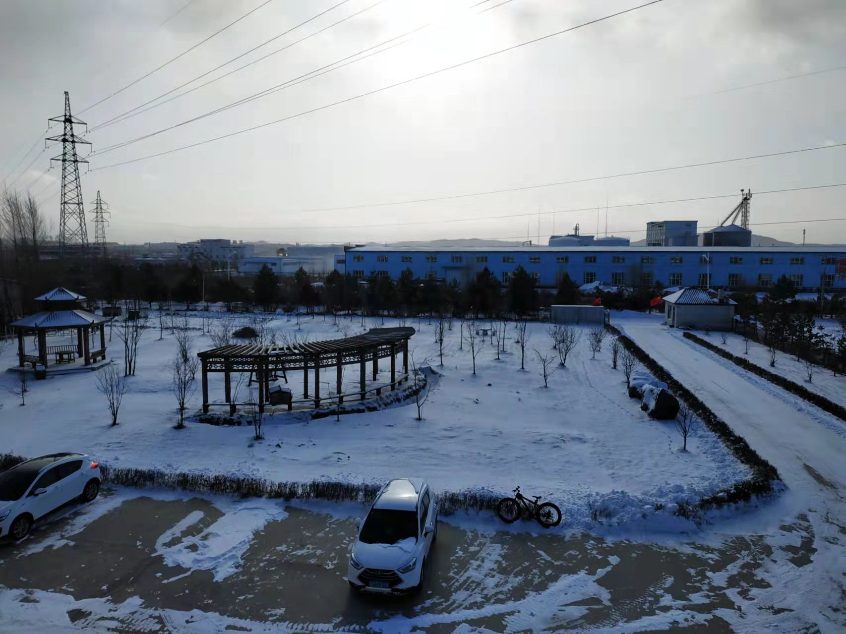 深圳古特吉林工厂，位于吉林敦化，生产线目前主打产品为谷胱甘肽和β-烟酰胺单核苷酸。