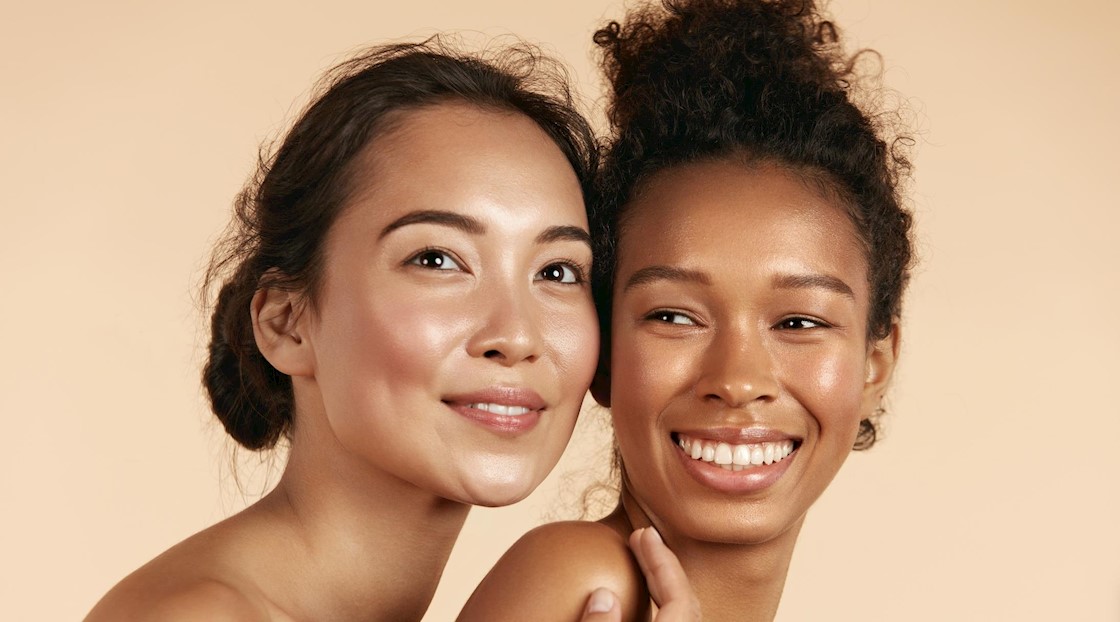 在最新一期的专业美容杂志中谈论所有关于谷胱甘肽的事情！